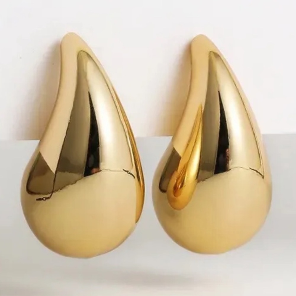 GOLD TEARDROP RAINDROP CHUNKY DOME EARRINGS NEW!!